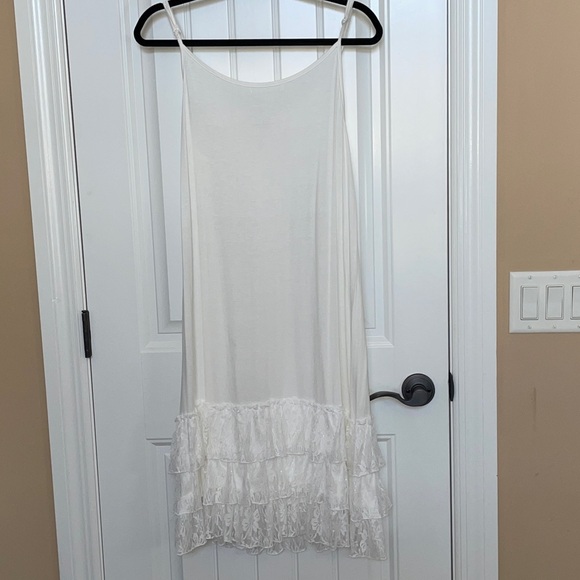 XL Angel Heart Boutique White Lace Tiered Slip Dress Cami NWT - Picture 3 of 13
